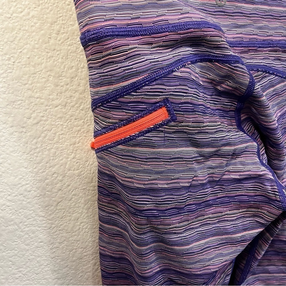 Lululemon Run: Top Speed Crop Space Dye Twist Iris Flower Pink Shell size 4 - Picture 4 of 9
